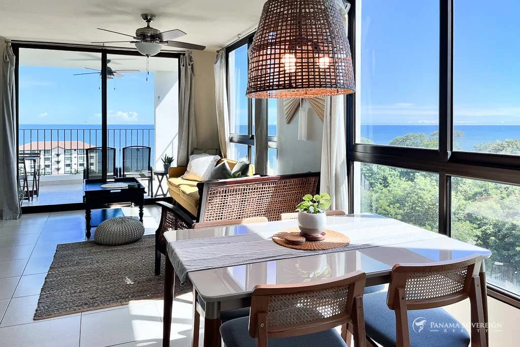 2 Bedroom Condo in San Carlos - photo 12