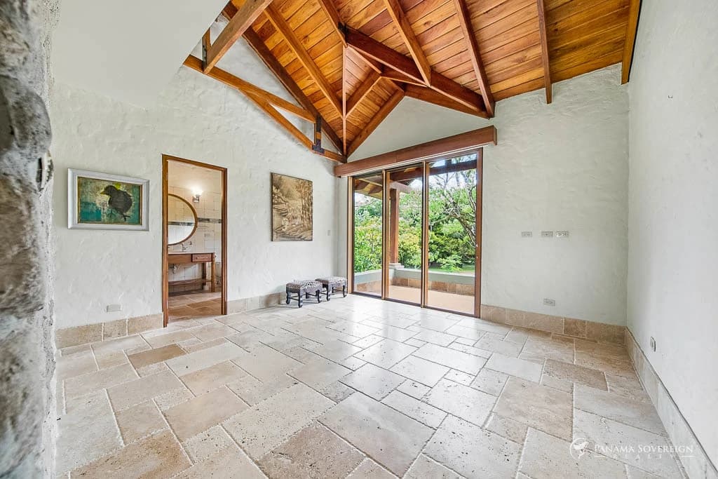 5 Bedroom House in El Valle de Anton - photo 45