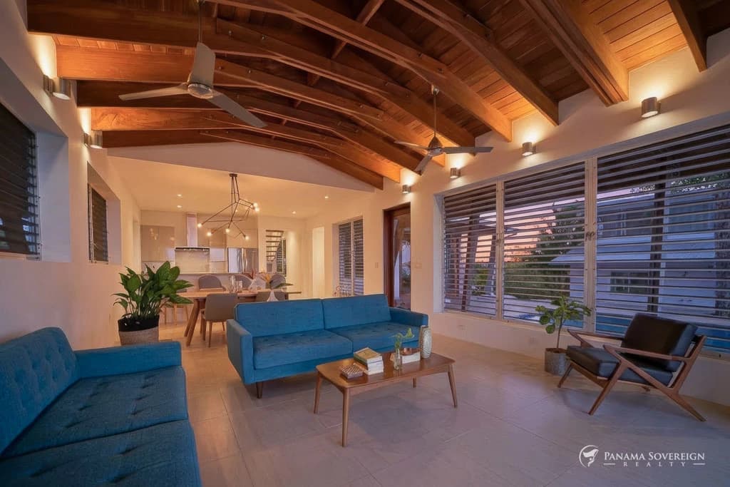 4 Bedroom House in Playa Venao - photo 50