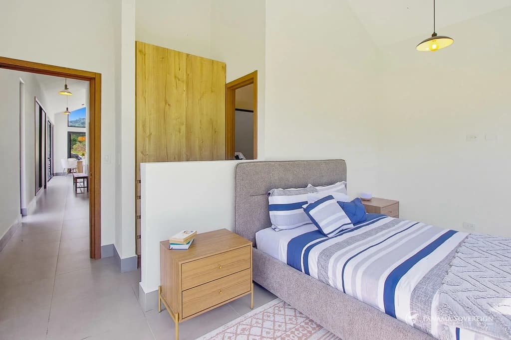 3 Bedroom House in Canas - photo 11