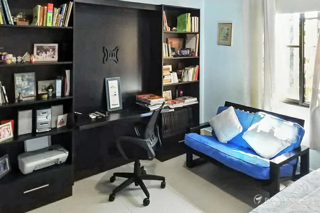 4 Bedroom House in San Carlos - photo 20