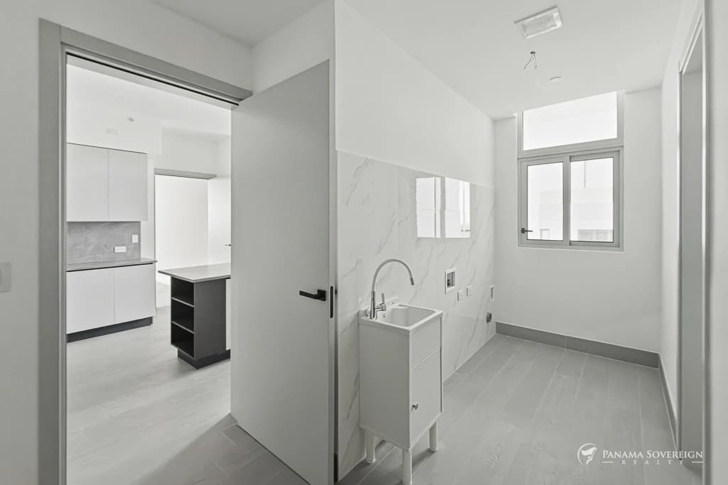 4 Bedroom Condo in Santa Maria - photo 28