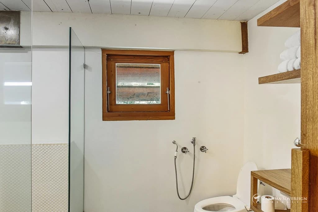 4 Bedroom House in Canal Zone - photo 35