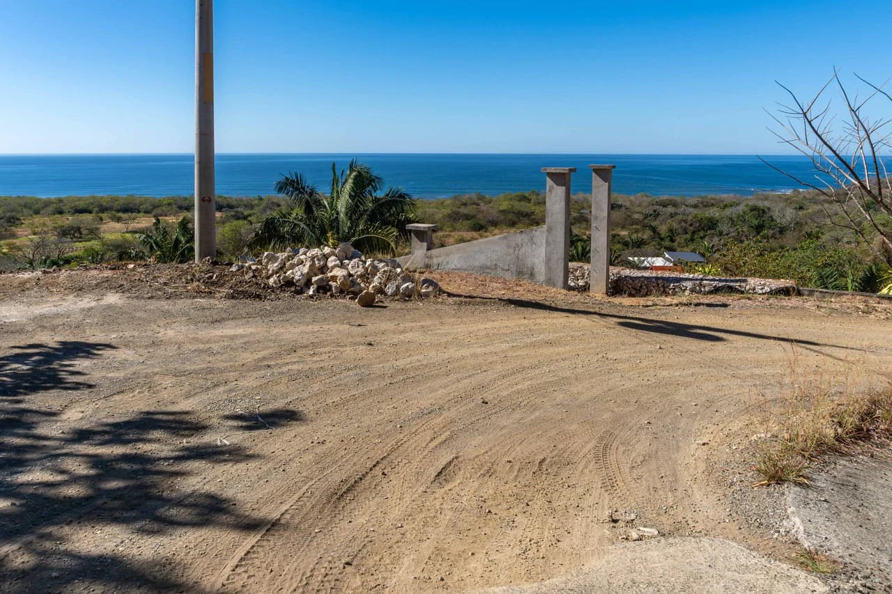 Oceanview Three Parcel Lot in La Reserva - photo 15