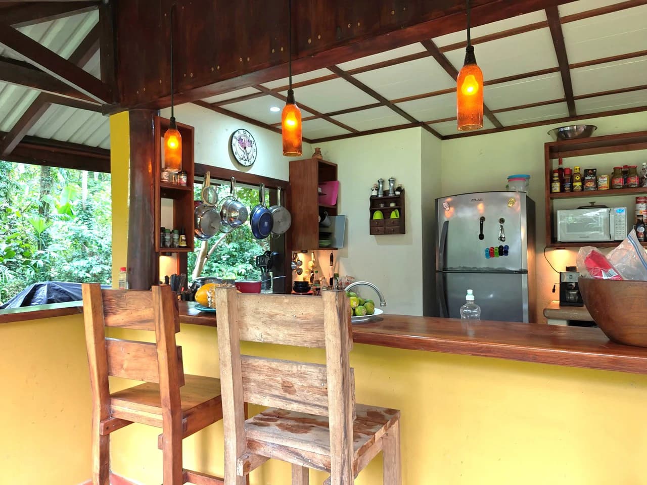 Authentic Caribbean Charmer for Sale in Playa Negra, Puerto Viejo: Traditional Caribbean Wooden Home in Playa Negra on 2600 sqm Lot - photo 6