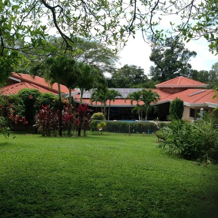 Countryside and Near the Coast House For Sale in Higuito - photo 3