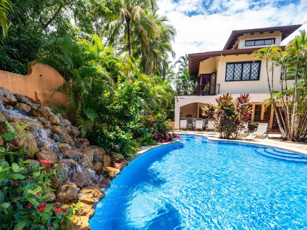 Oasis - Tropical Haven with Two Homes in Carrillo - photo 3