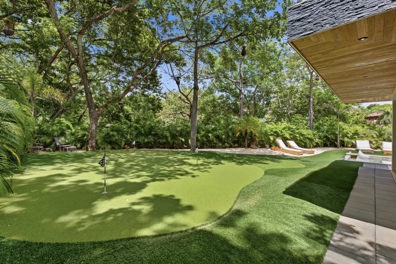 Casa La Ola Perfecta: Luxury 5-Bedroom Home with Pool, short walk to the Beach in Hacienda Pinilla - photo 43