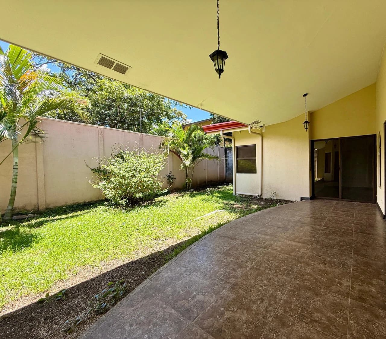 House for sale with garden in Brasil de Santa Ana Costa Rica - photo 22