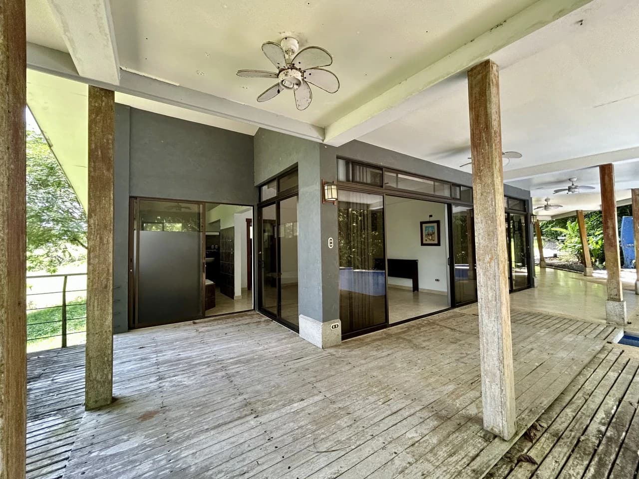 Fixer-Upper Home with an studio Office in Palmar Norte on a 7.58 Acres Property - photo 54