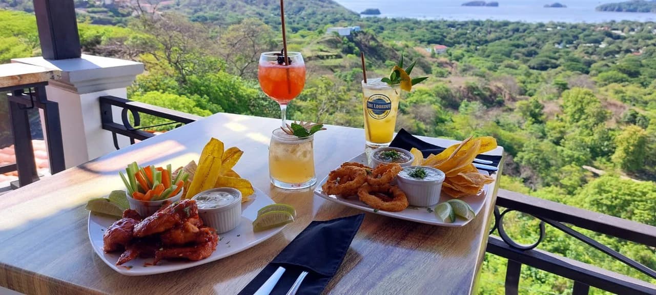 The Lookout Restaurant: Turnkey Business Ocean View Restaurant Coco Beach - photo 10