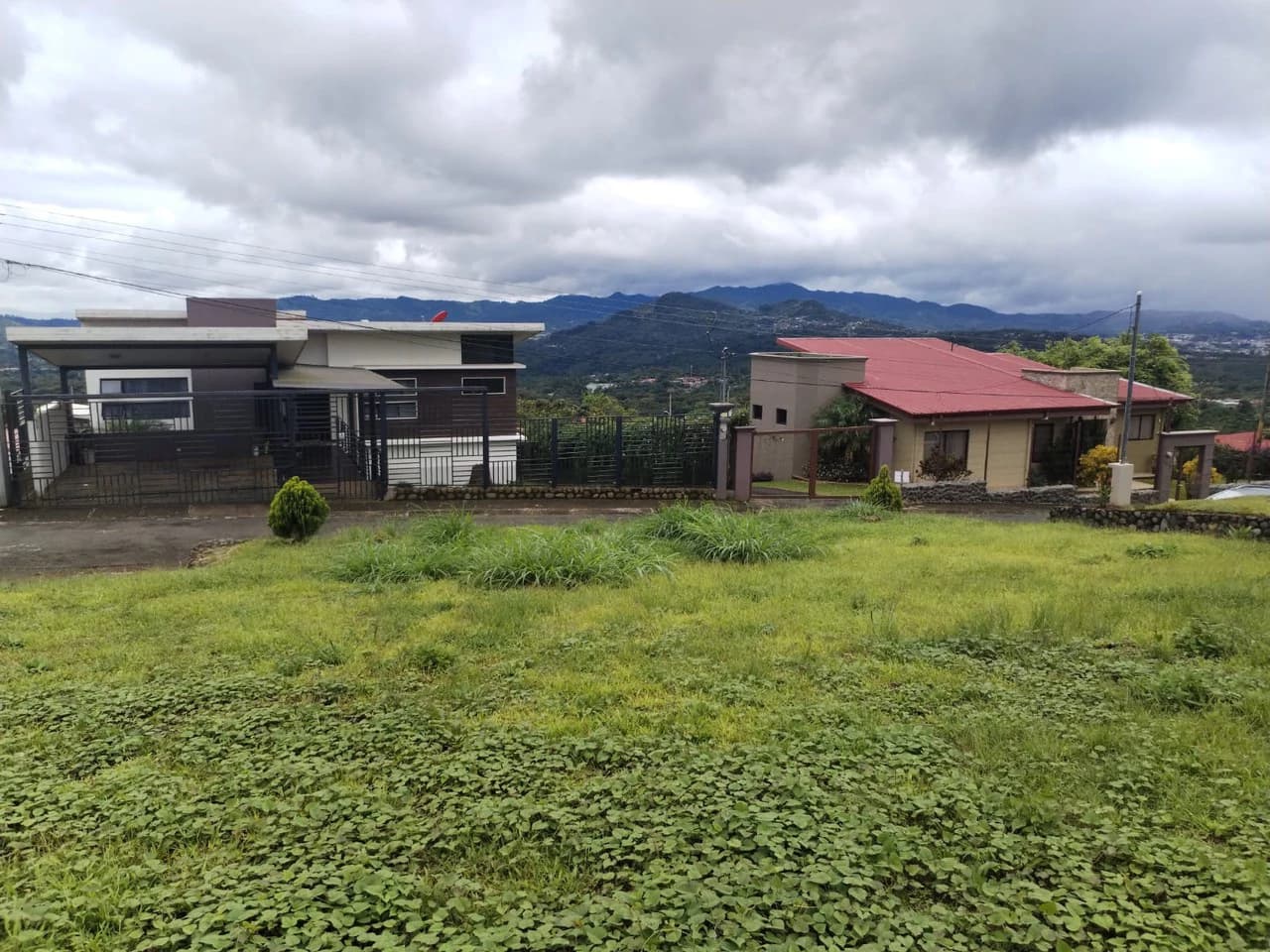 Lot for Sale in San Antonio de la Cueva, Naranjo: Perfect for Building in a Natural and Secure Setting - photo 6