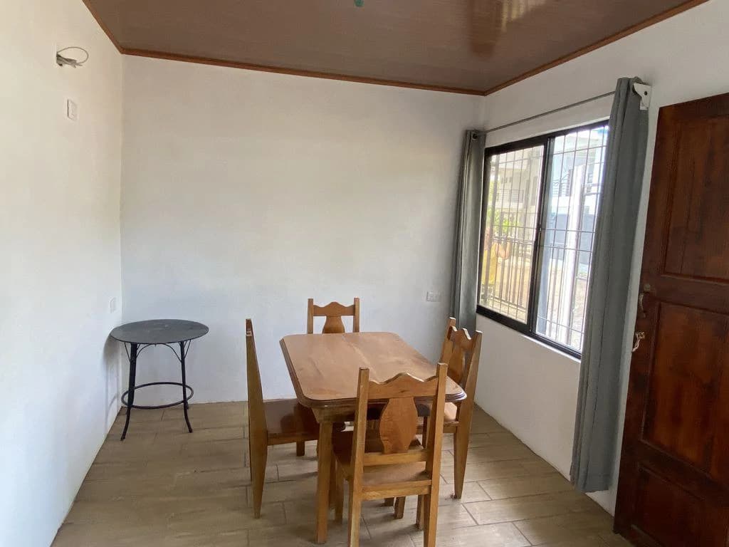 Casa Munoz: 3 Bedroom Home and 2 Unit Duplex with space for a pool, Located in El Canto de los Gavilanes - photo 12