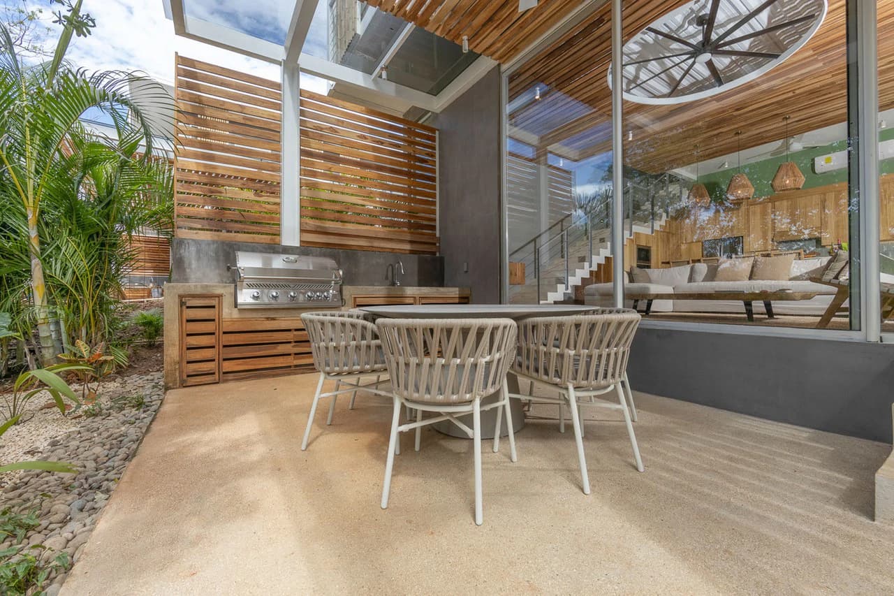 Casa C35: Stylish 4 Bedroom Home a Block to the Beach! - photo 24