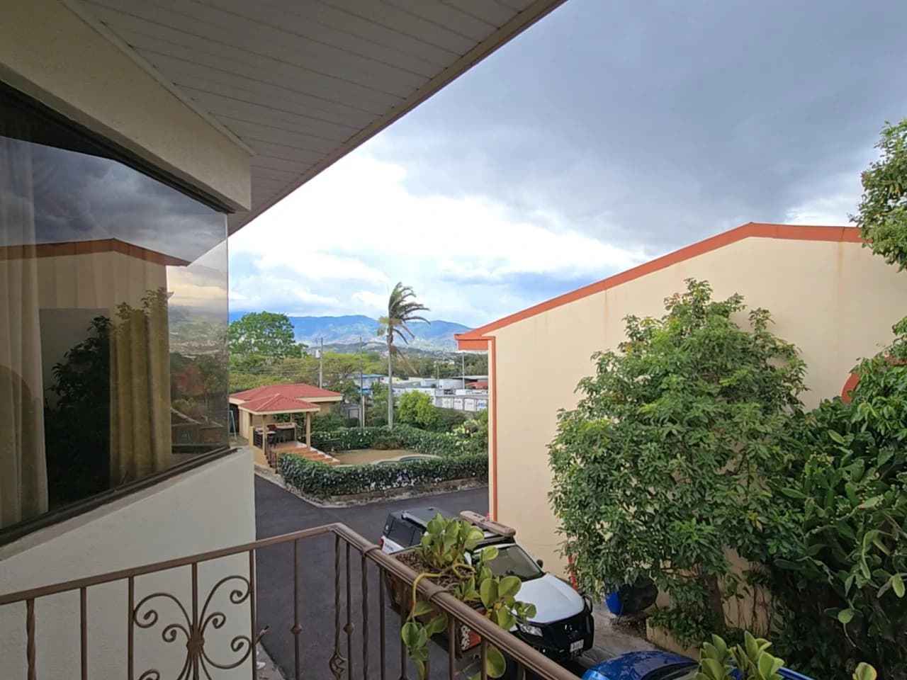 House For Sale in Llorente - photo 30