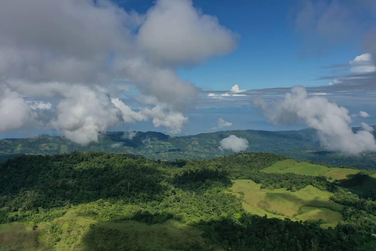 47 Acre Off Grid Ranch with Ocean & Mountain Views San Lorenzo Perez Zeledón - photo 2