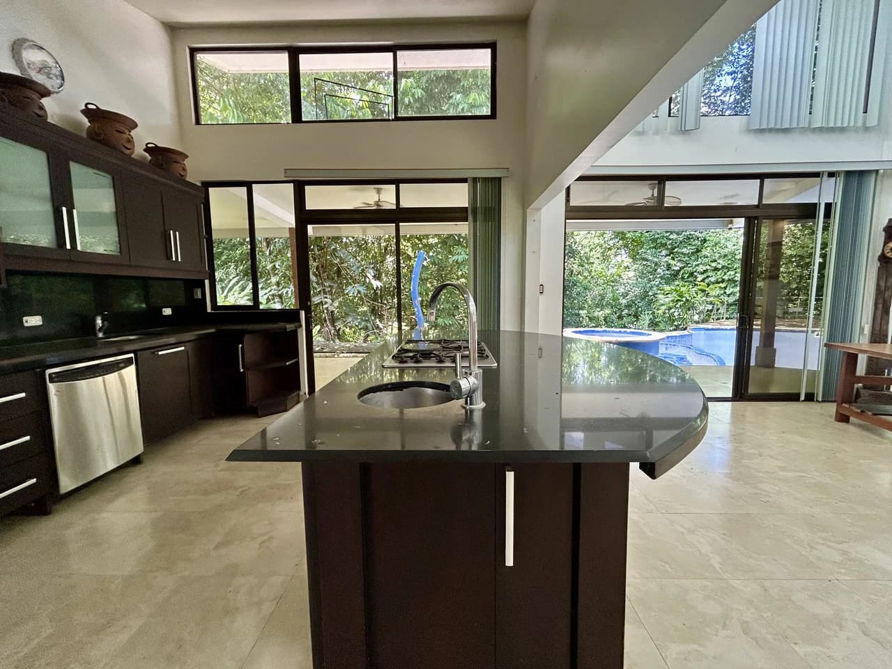 Fixer-Upper Home with an studio Office in Palmar Norte on a 7.58 Acres Property - photo 18
