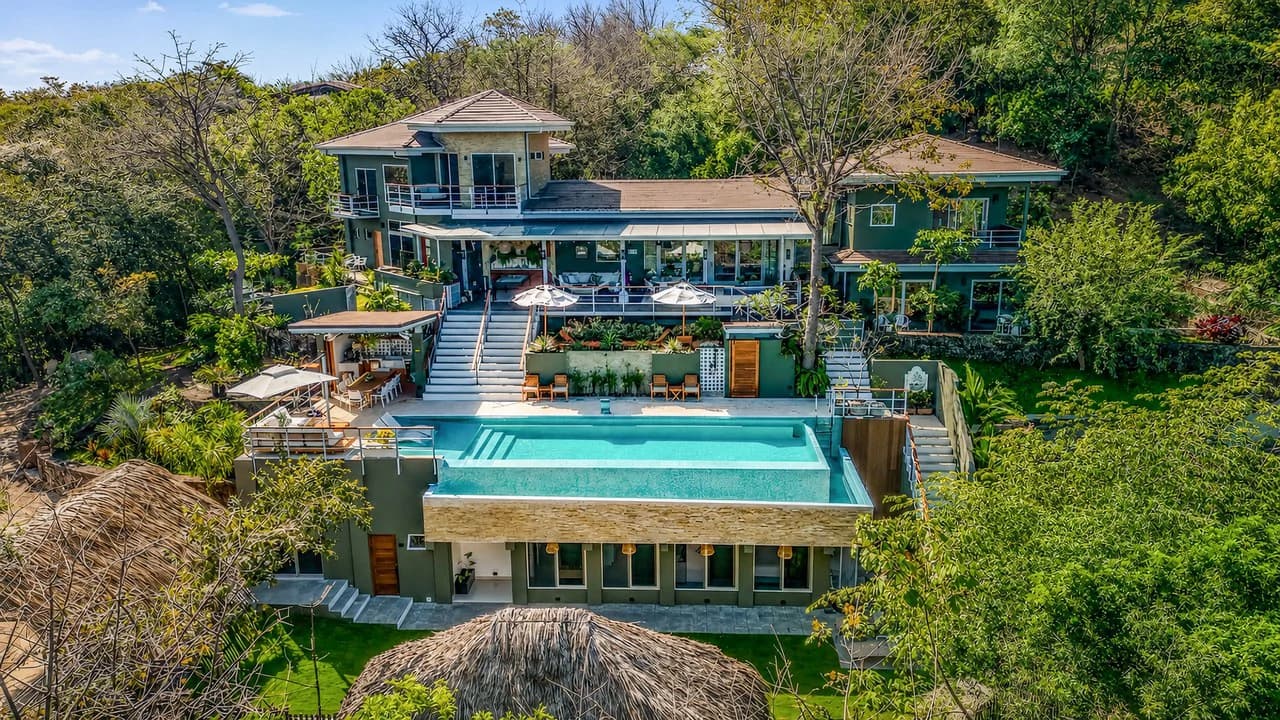 Casa Pochote: Artisan Luxury Villa Near Tamarindo | Pool, Jacuzzi & Langosta Beach Club Membership Included - photo 2
