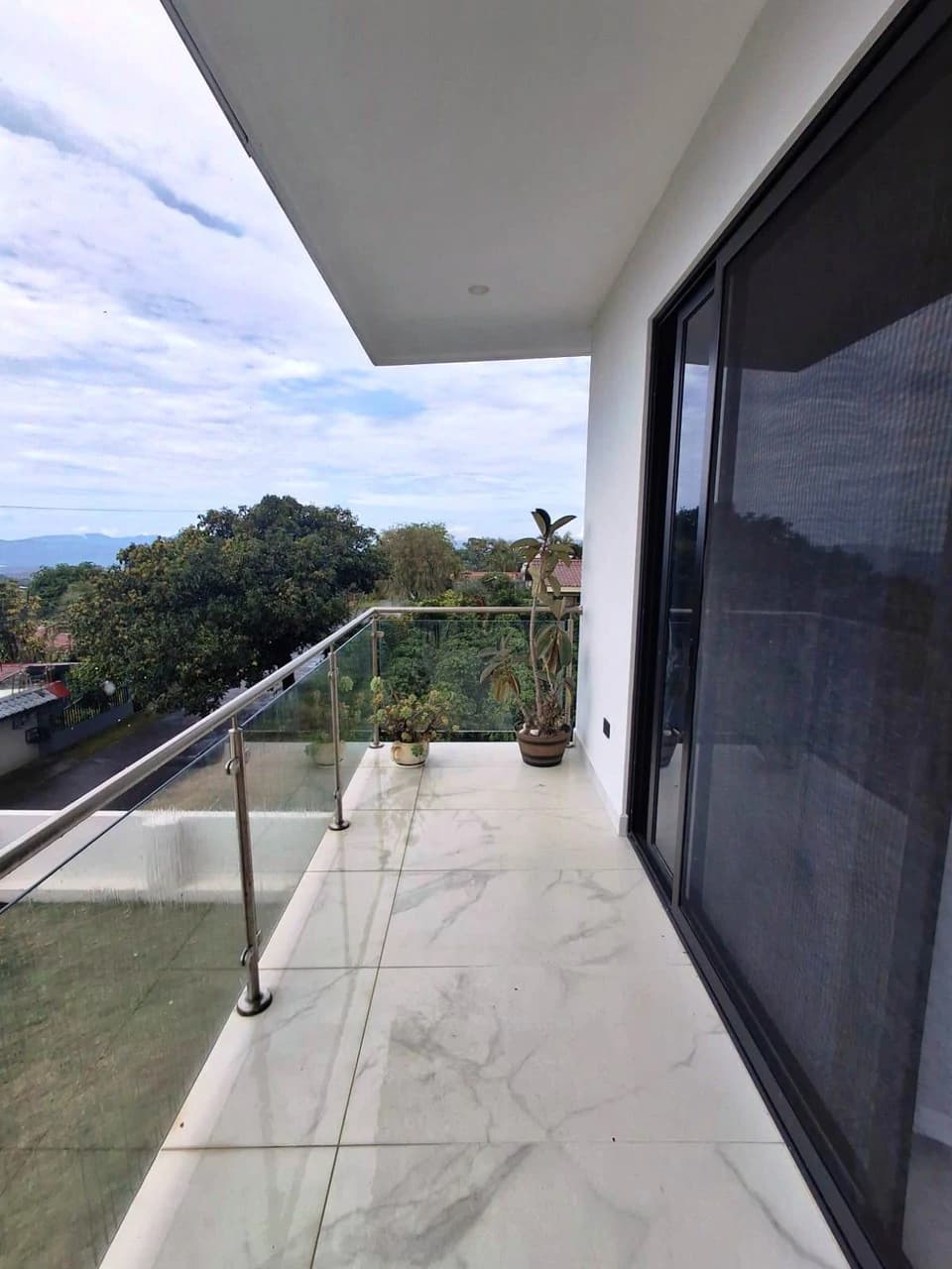 Casa Modern Elegance: 5 Bedrooms...Large Lot and Views! - photo 17