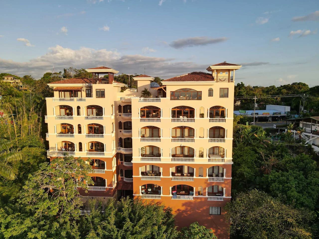 Villa Isabela: Ocean View Luxury Condo in the Heart of Manuel Antonio