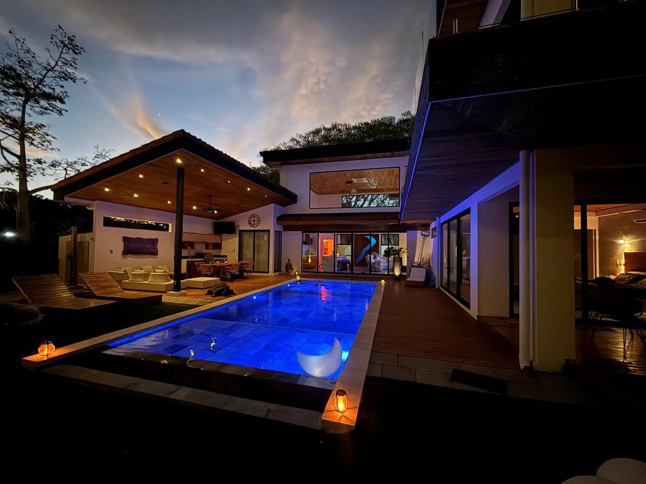 Casa La Ola Perfecta: Luxury 5-Bedroom Home with Pool, short walk to the Beach in Hacienda Pinilla - photo 50