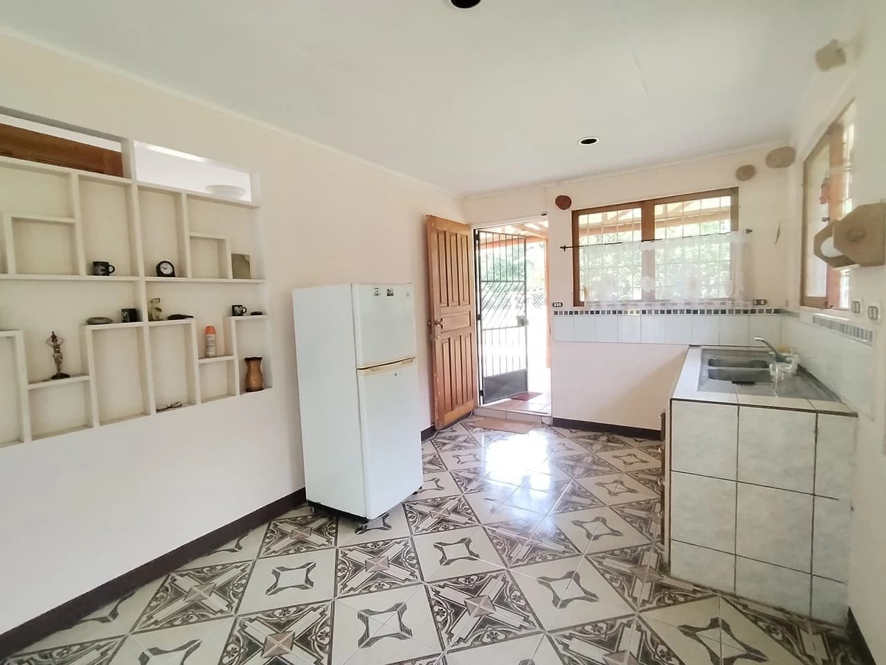 Mountain House For Sale in San Isidro del General - photo 14