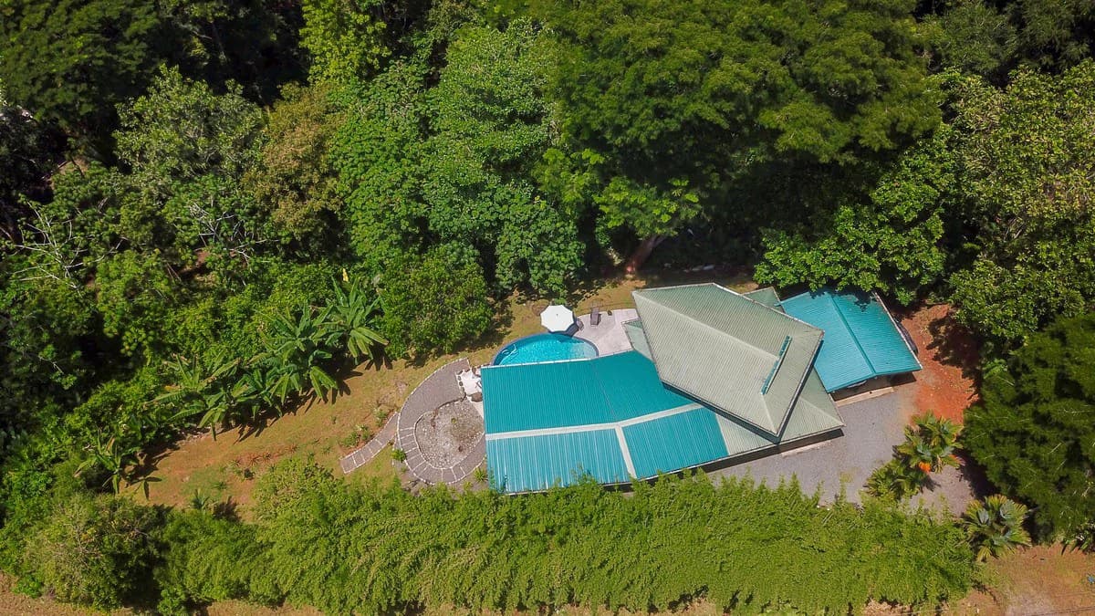 0.8 ACRES- 2 Bedrooms w/ Conversion Potential to 3 Bedrooms, 2 Full Bathrooms, Saltwater Pool, 8min to Dominical, and TWO 4×4 Vehicles Included!!! - photo 44