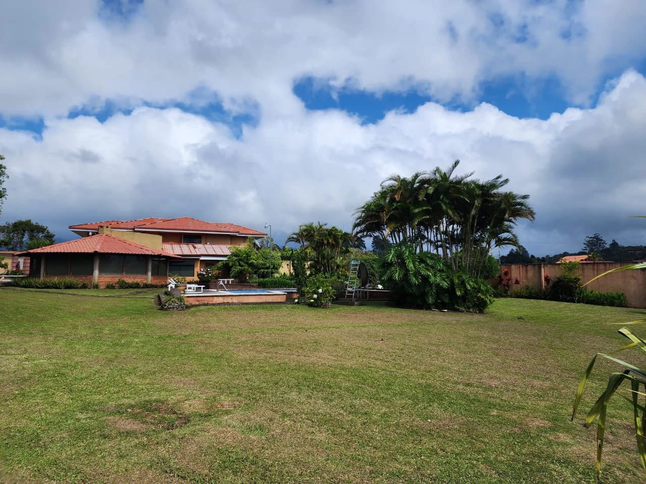 Villa For Sale in San Luis - photo 9
