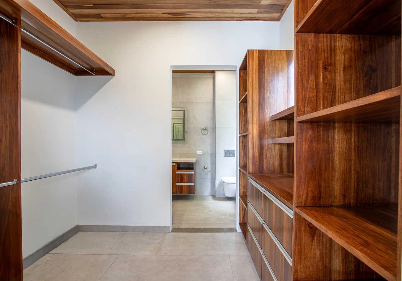 New Single-Story Home for Sale in Las Rocas, Atenas – Pool, Jacuzzi & Panoramic Views - photo 16