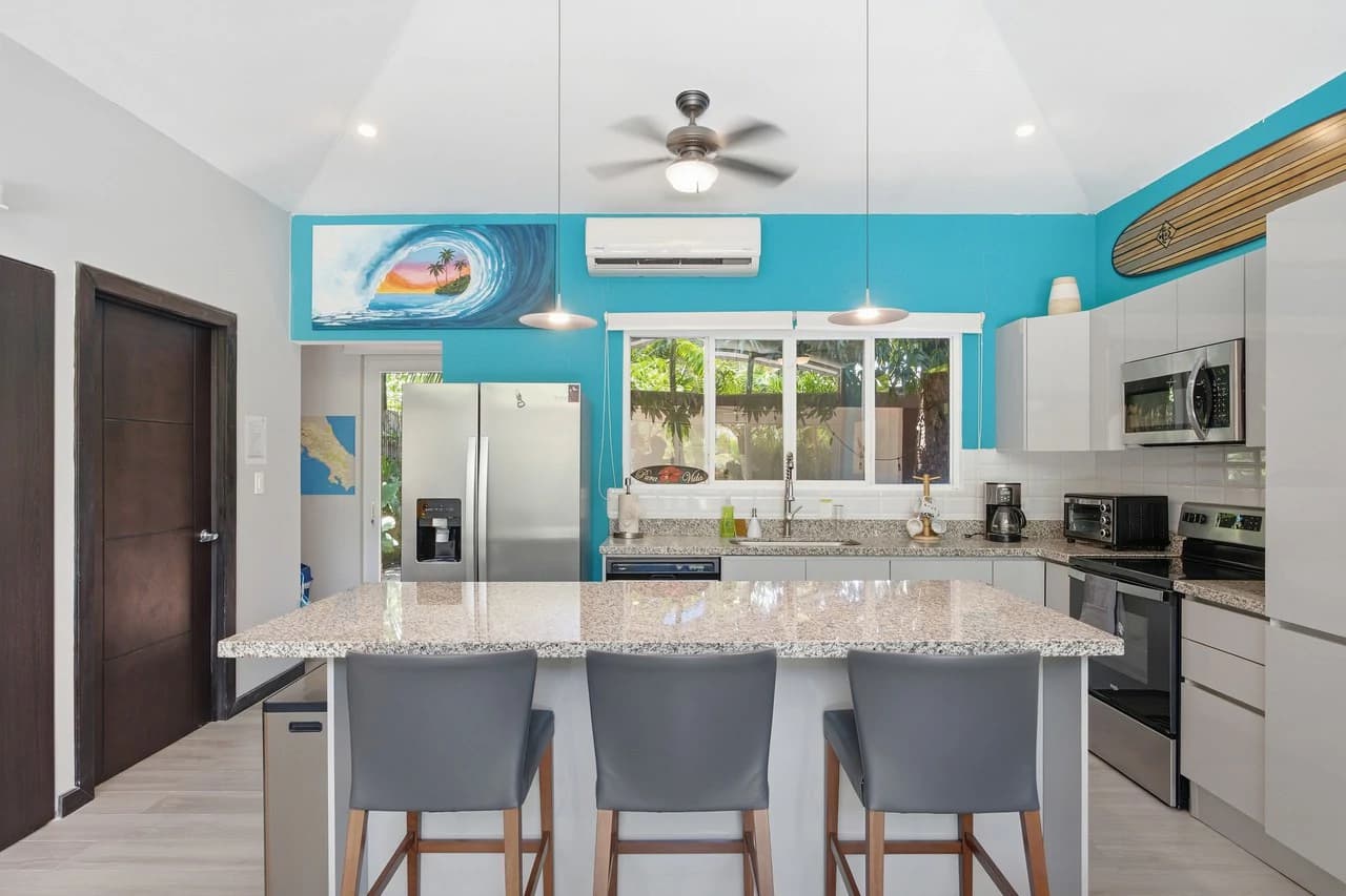 The Point #2: Luxury Modern Villa with Casita in Gated Playa Avellanas Community - photo 4