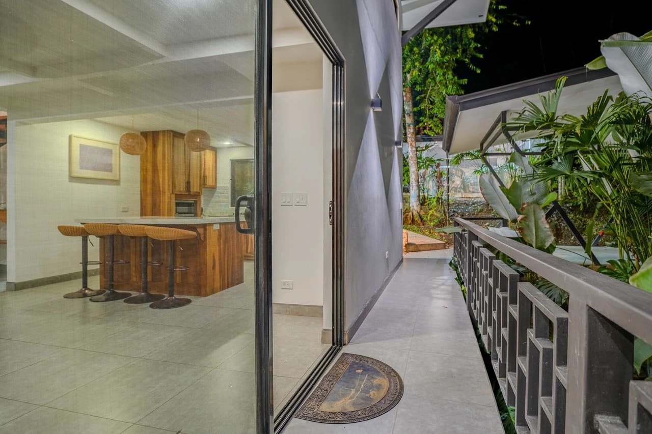 Casa La Roca, Whale's Tail 3 Bedroom Home In Uvita!: Mountain House For Sale in Uvita - photo 20