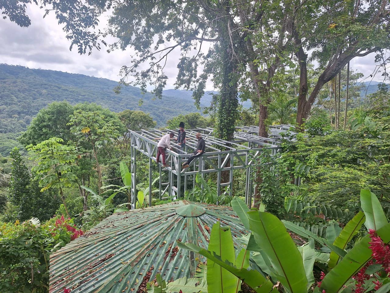 Prime Location 2 Bedroom House Observation Deck - photo 45
