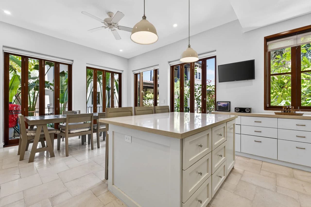 25 Paseo Del Mar: Best-Priced Beachfront Home in Las Catalinas - photo 13