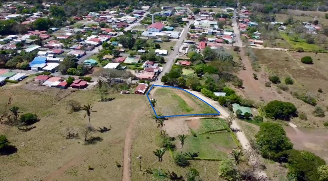 Downtown Hojancha: Home Construction Site For Sale in Playa Samara - photo 3