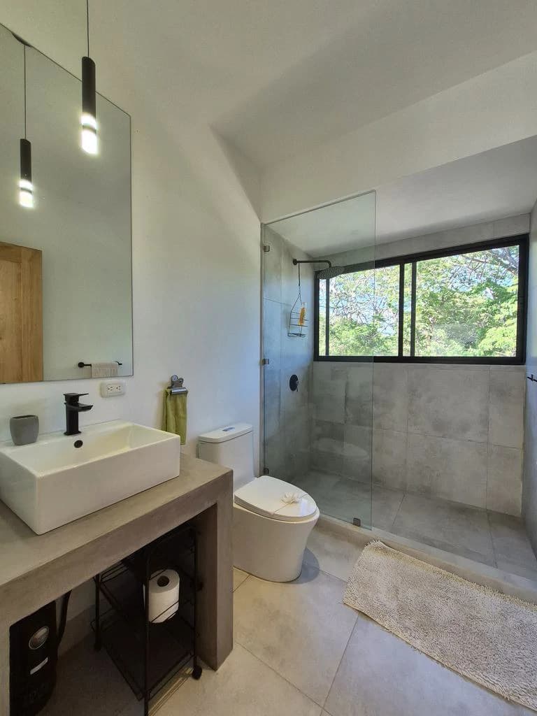 Casa Joya: Turnkey Modern Home with pool – Prime Location & Rental Income - photo 29