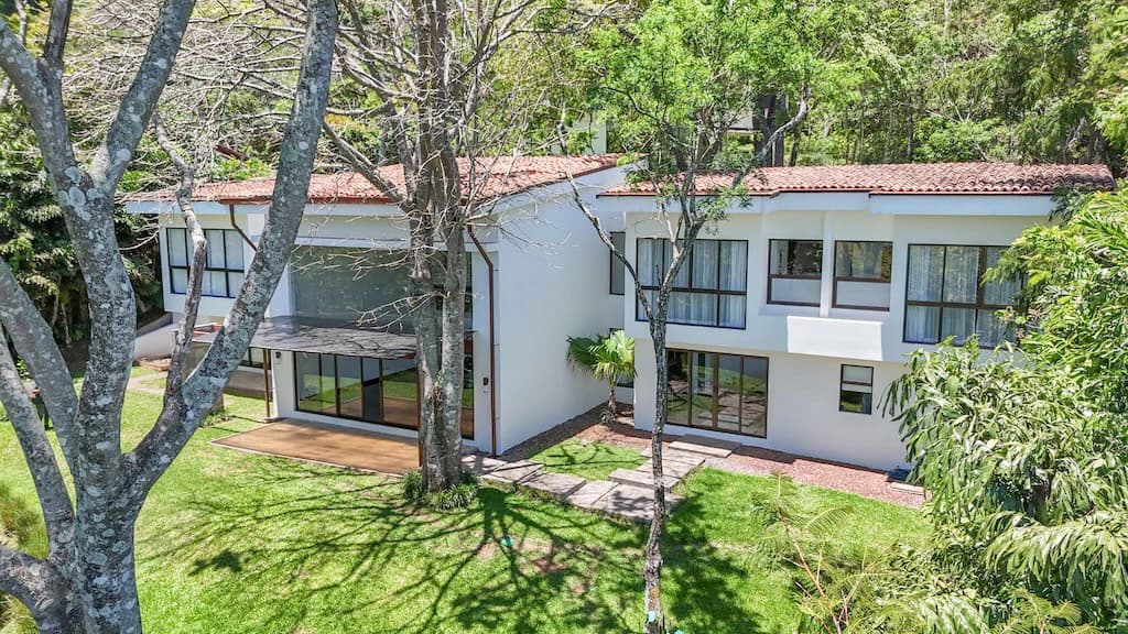 House For Sale in Piedades - photo 2