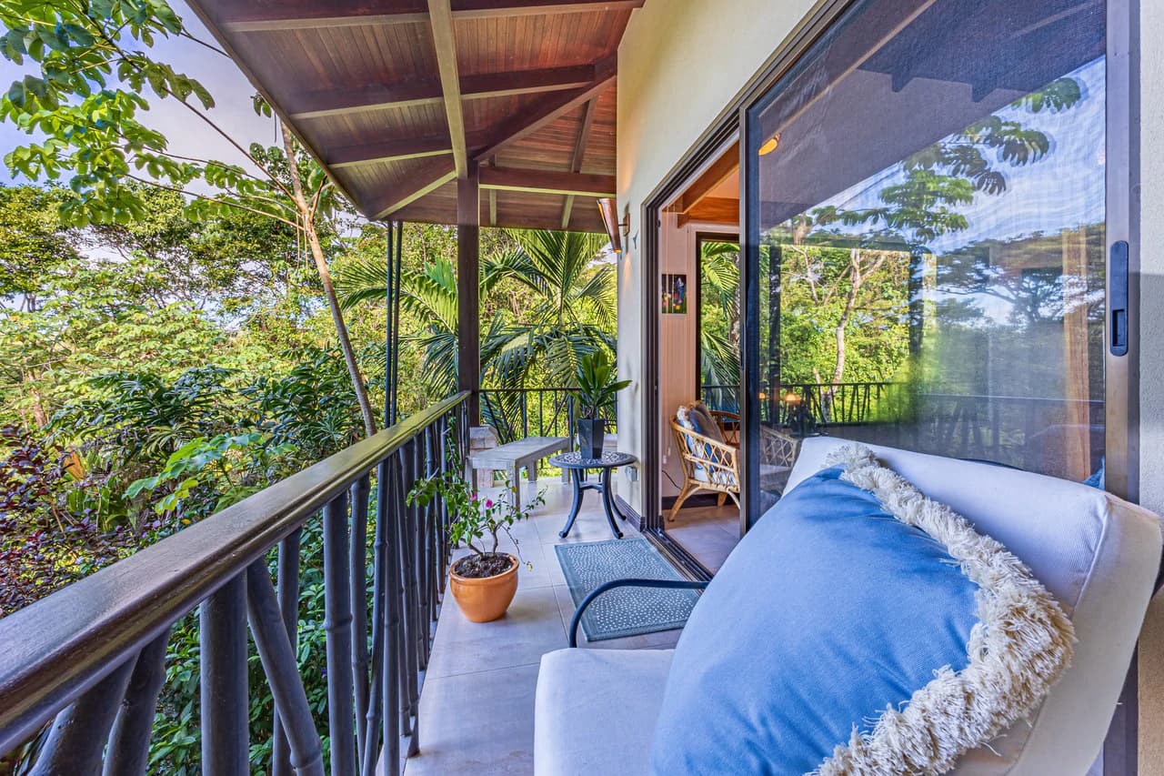 Luxurious Coastal Retreat with Ocean Views in Uvita, Costa Rica - photo 22