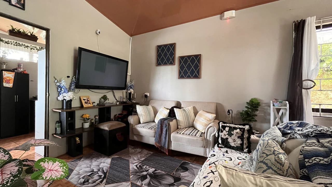 House For Sale in Páramo - photo 8