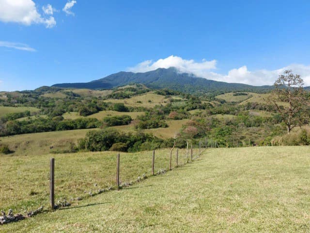 Warm Spring Mountain Property in a tropical landscape and antique wooden house, 50 minutes from Liberia city - photo 29