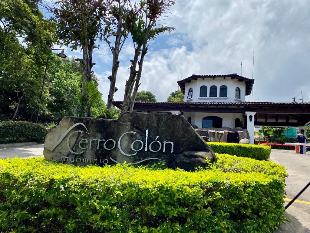 Lot for Sale in Luxury Gated Community Ciudad Colón Costa Rica - photo 2