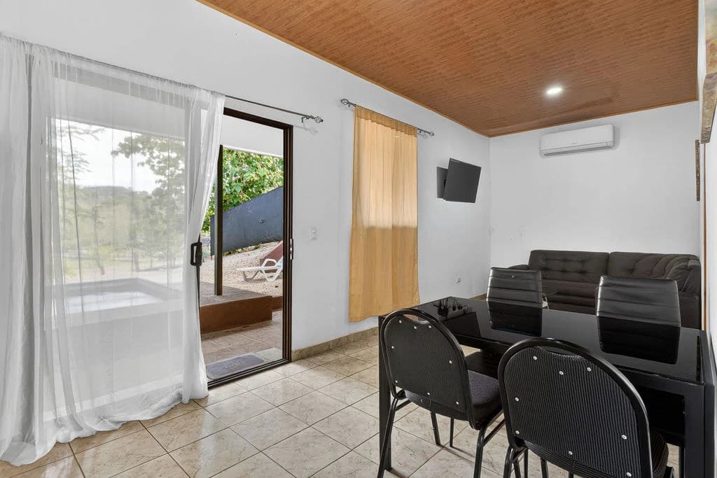 Villa Los Monos: High-Income 9-Unit Rental Property Near Playa Grande - photo 53