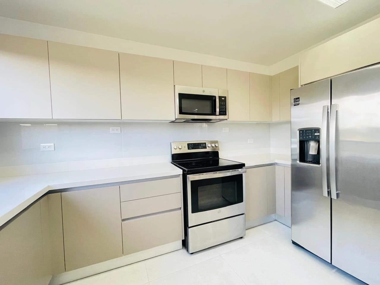 3 Bedroom apartament for sale with appliances in Trejos Montealegre Escazu Costa Rica - photo 15