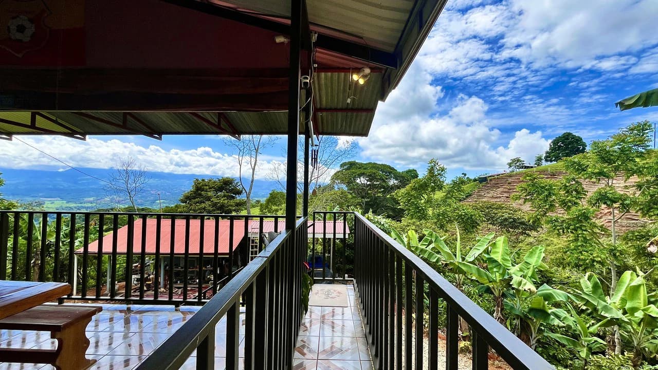 Mountain and Countryside House For Sale in Daniel Flores - photo 25