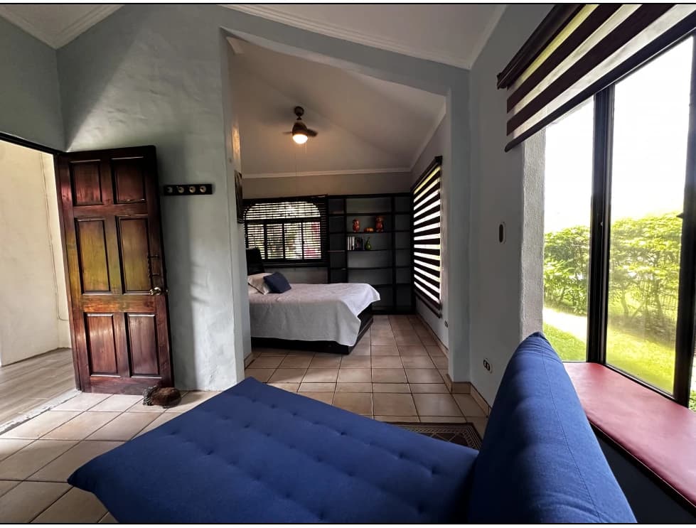 Casa de Luz in Pozos, Santa Ana: Discover Casa de Luz: your refuge in the midst of chaos! - photo 18