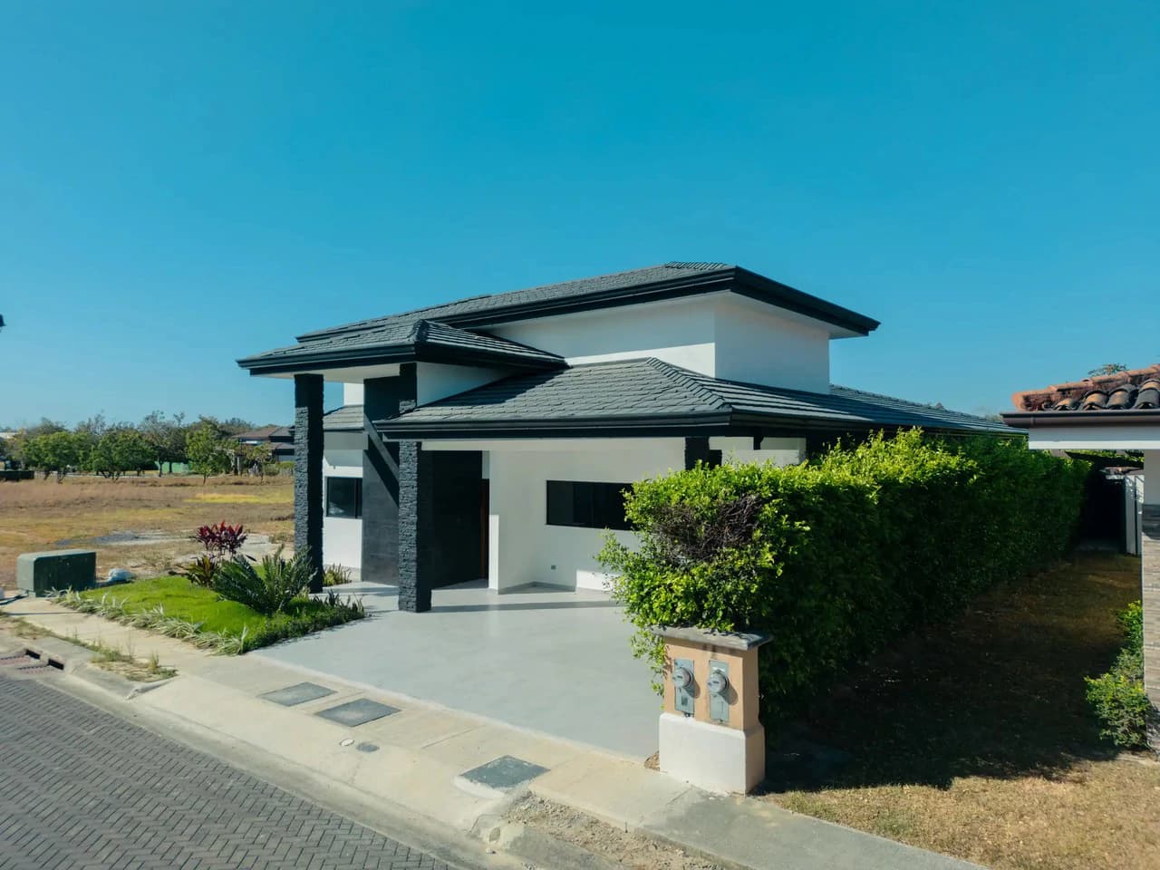 HOUSE FOR SALE IN A GATED COMMUNITY – LIBERIA, GUANACASTE - photo 6