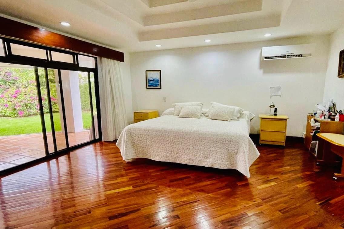 One story house for sale Bosques de Lindora Santa Ana Costa Rica - photo 10
