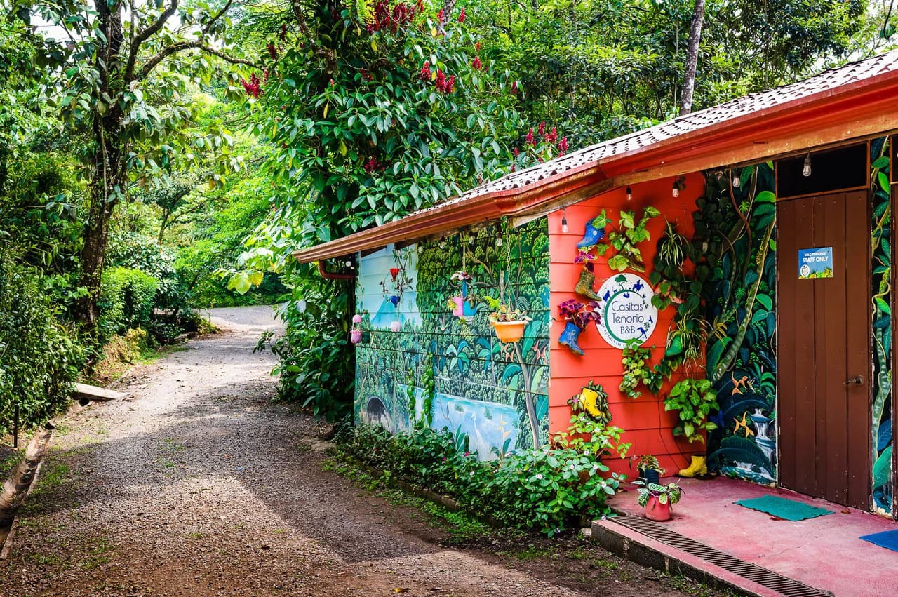 Casitas Tenorio B&B: Turnkey Eco-Lodge in Bijagua: Profitable Business, Sustainable Luxury, and Breathtaking Nature - photo 46