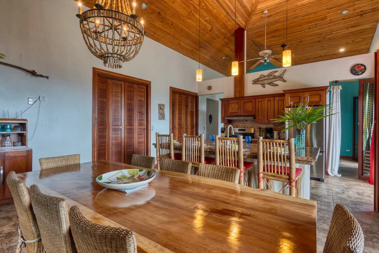 5 Bedroom Mountain Retreat Minutes from the Beach Platanillo Costa Rica - photo 21