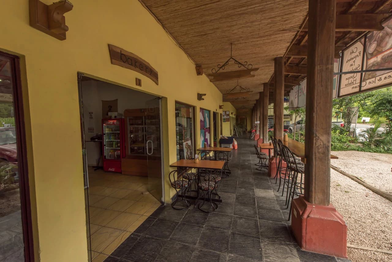 Top Money-Maker Commercial center downtown Samara, all rented, 250m from the beach - photo 2
