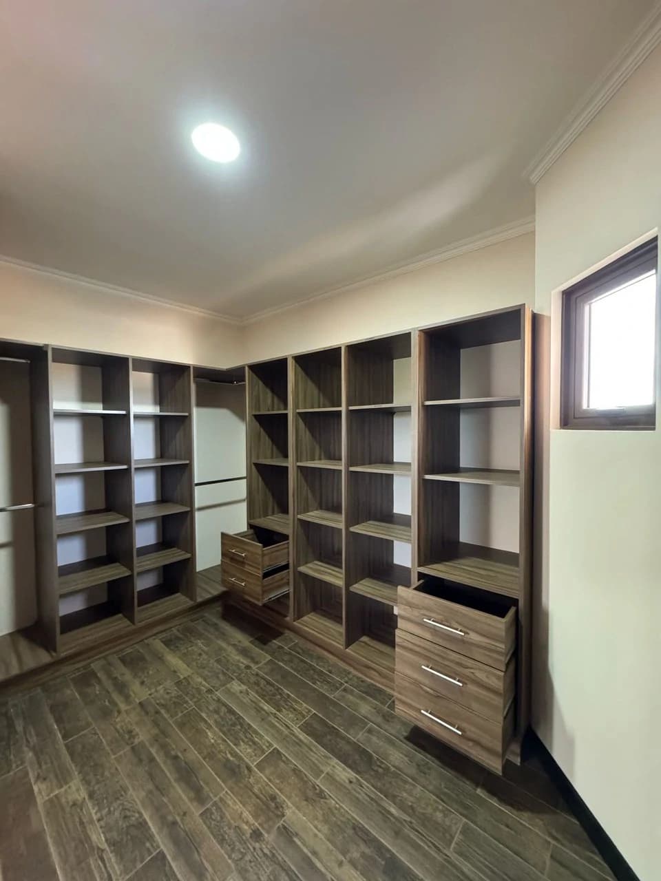 Casa La Guaria: House For Sale in Barrio La Guaria - photo 17